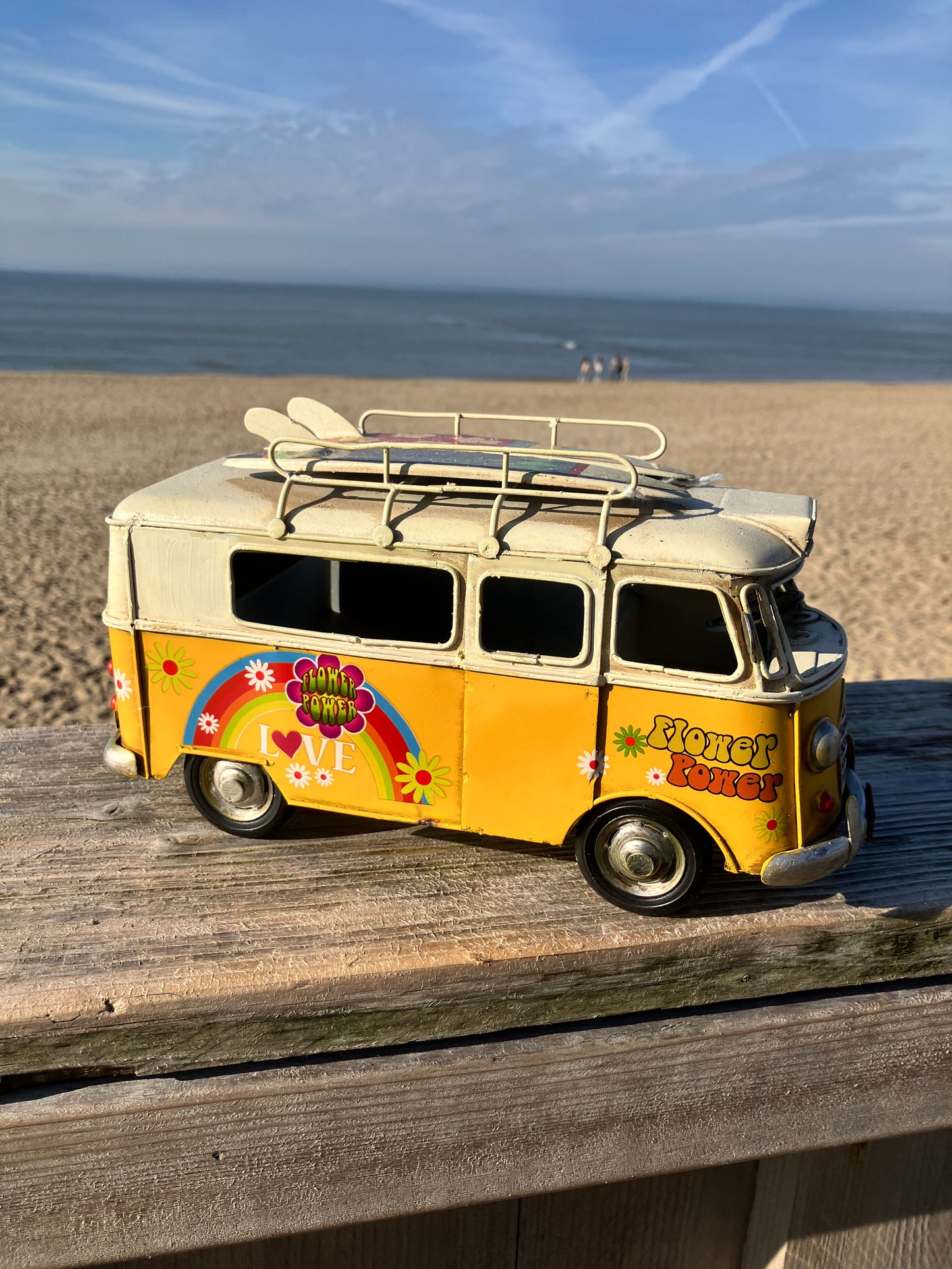 SURF BUS / VAN – HIPPY BUS MODELL